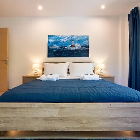 Apartment Lux 1-bedroom Apartement Next To The Sea In Voula